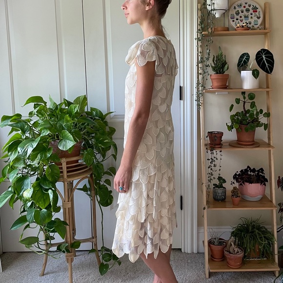 Vintage Ruffled Dress - Picture 3 of 16